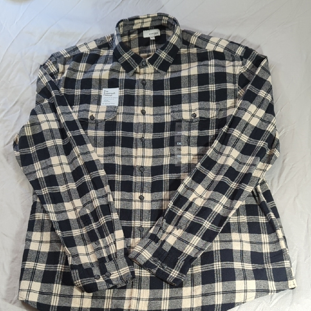 NEW, Sonoma Black and Cream Casual Button Down Shirt